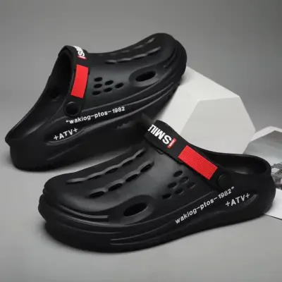 BREATHABLE BEACH SLIPPERS BLACK